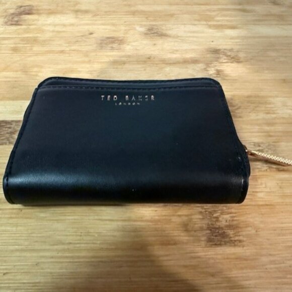 Ted Baker London Kittii Cat Zip Around Leather Wallet - Cat Lovers! - Picture 13 of 16